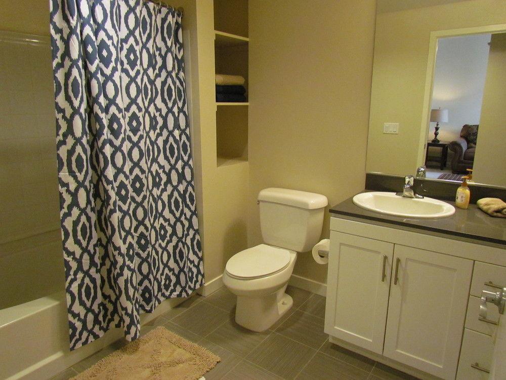 Miracle Mile With Full Amenities Appartement