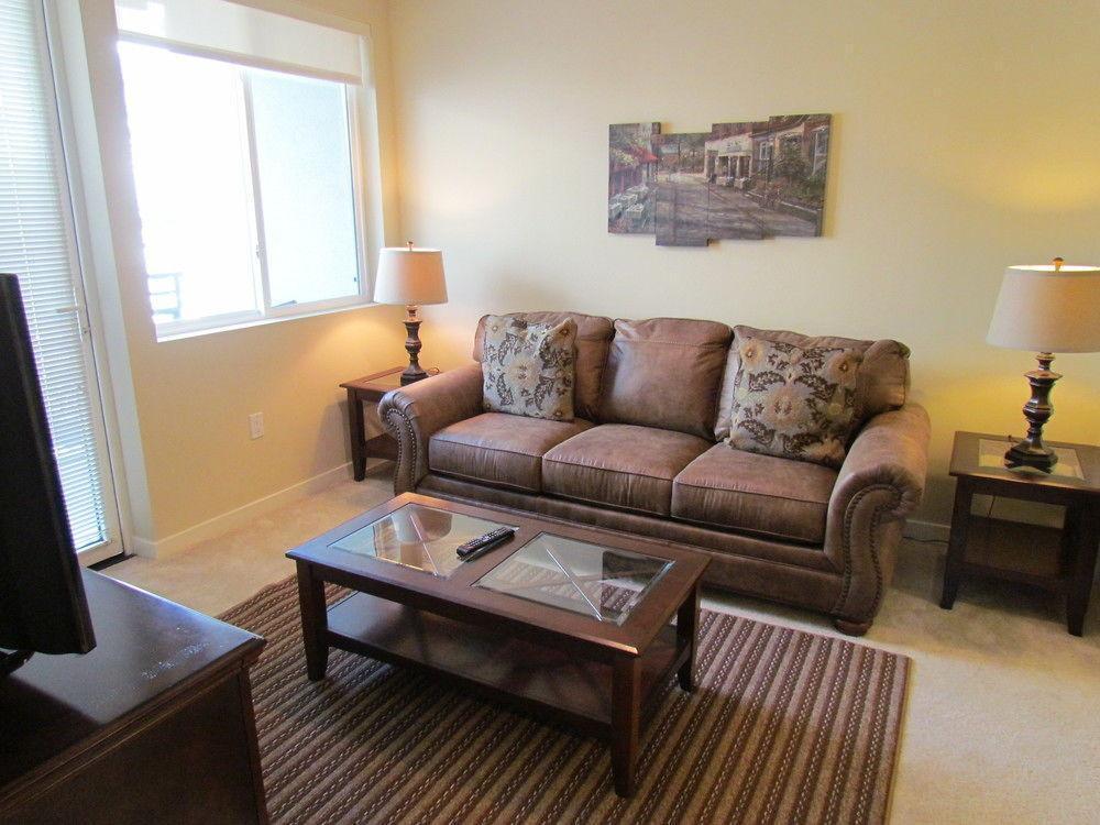 Miracle Mile With Full Amenities *